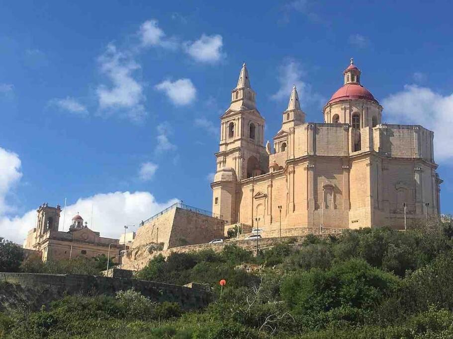Apartament 2 Bedroom In With Sea Views And Close To Amenities *